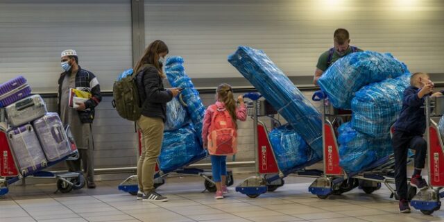 Μετάλλαξη Όμικρον: Έκκληση ΠΟΥ και Ν. Αφρικής να μην κλείνουν τα σύνορα οι χώρες
