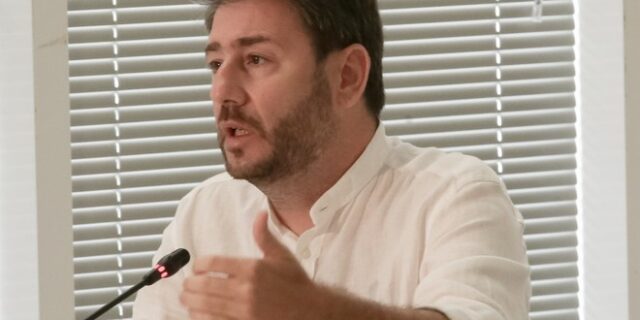 Ανδρουλάκης: Θα συνεχίσω την παρακαταθήκη της Φώφης και για την ενότητα και για την πολιτική αυτονομία