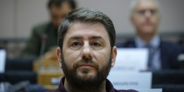 Ανδρουλάκης: “Αγονος” ο δικομματισμός ΝΔ-ΣΥΡΙΖΑ