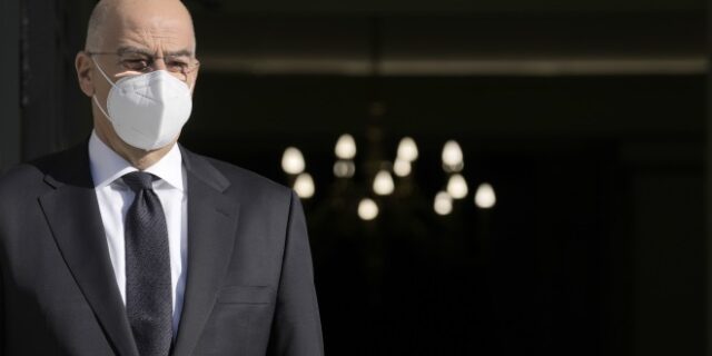 Επικοινωνία Δένδια – Λαβρόφ: Στο επίκεντρο των συνομιλιών οι εξελίξεις στη Μεσόγειο