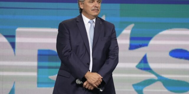 Εκλογές στην Αργεντινή: Ο κεντροαριστερός κυβερνητικός συνασπισμός χάνει τον έλεγχο του κοινοβουλίου