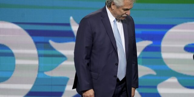 Αργεντινή: Θα διεκδικήσει την επανεκλογή του ο Φερνάντες