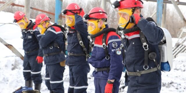 Ρωσία: 11 νεκροί και δεκάδες εγκλωβισμένοι σε ανθρακωρυχείο – Κίνδυνος έκρηξης
