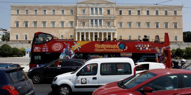 Νέος κλιματικός νόμος: Αλλαγές σε θέρμανση και μεταφορές – Τι θα γίνει με τα ΙΧ βενζίνης