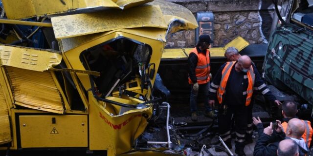 Δυστύχημα στον ΗΣΑΠ – Βίντεο ντοκουμέντο: Εργαζόμενοι πηδούν από το βαγόνι για να σωθούν