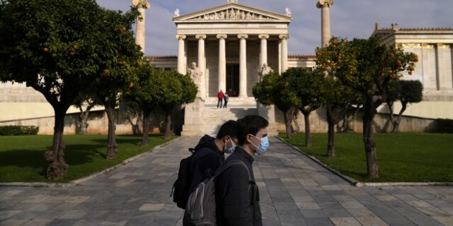 Βατόπουλος: “Δεν αποκλείεται lockdown – Έρχονται δύσκολα Χριστούγεννα”