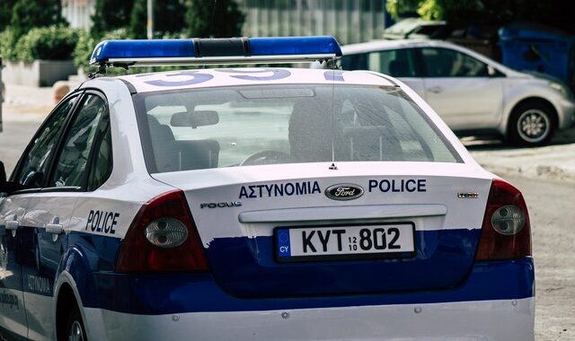 Κύπρος: Εντοπίστηκε χειροβομβίδα και εκρηκτική ύλη σε κάδο απορριμματοφόρου