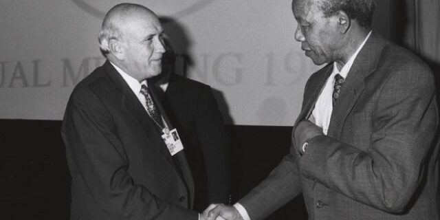 Νότια Αφρική: Πέθανε ο Φρεντερίκ Ντε Κλερκ – Είχε απελευθερώσει τον Νέλσον Μαντέλα