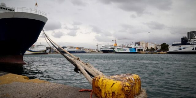 Κακοκαιρία: Δεμένα τα πλοία σε Ζάκυνθο, Κεφαλονιά και Ιθάκη