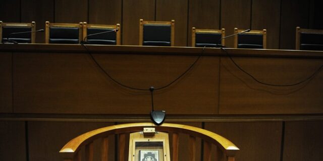 Ρόδος: Στο εδώλιο Σουηδός παίκτης ριάλιτι για συμμετοχή σε 2 ομαδικούς βιασμούς