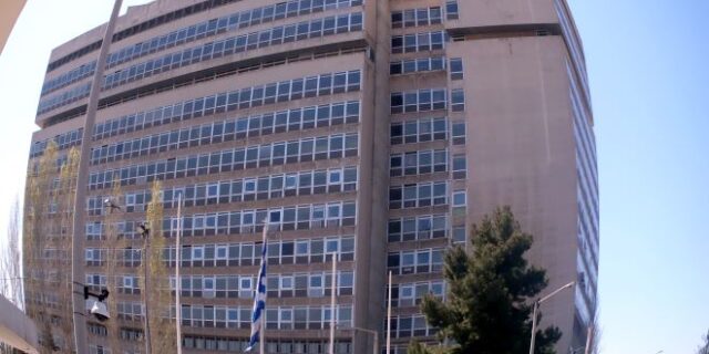 “Θεσμικός ανένδοτος τώρα!” για ανάταξη της δημοκρατίας
