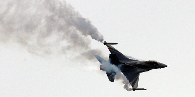 Έπεσε F-16 της Πολεμικής Αεροπορίας – Σώος ο πιλότος