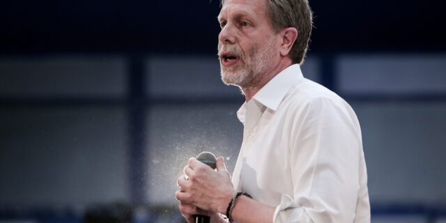 Γερουλάνος για συνέντευξη Μητσοτάκη: “Ένα κεράκι στη μνήμη της σοβαρότητας”