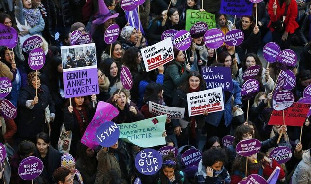 Τουρκία: Άγρια γυναικοκτονία με σπαθί σαμουράι – Διάλεξε το θύμα στην τύχη