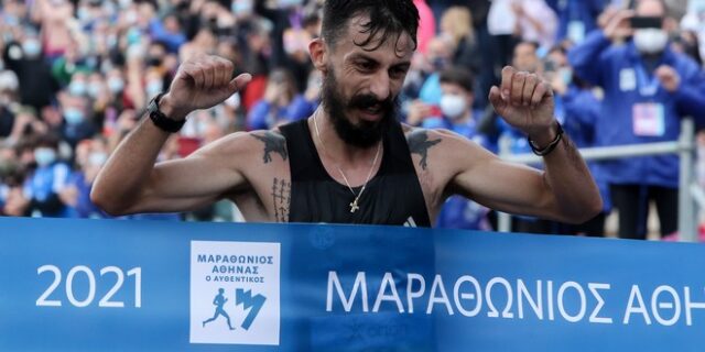 Αυθεντικός Μαραθώνιος 2021: Νικητής ο Κώστας Γκελαούζος – Έσπασε ρεκόρ 17 ετών