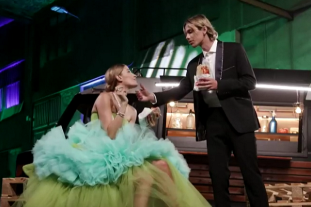 GNTM 4 Trailer: Ντύθηκαν για κόκκινο χαλί και πήγαν για βρώμικο – Όσα θα δούμε απόψε