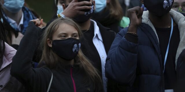 Γκρέτα Τούνμπεργκ για COP26: Οι παγκόσμιοι ηγέτες “προσποιούνται πως παίρνουν σοβαρά το μέλλον μας”