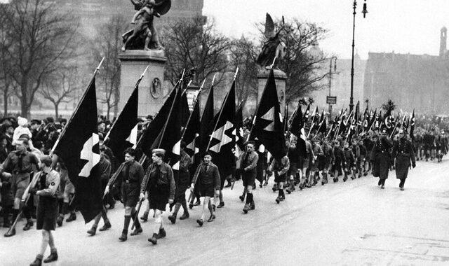Πώς οι σχολές των ναζί κινήθηκαν στα πρότυπα των βρετανικών κολεγίων