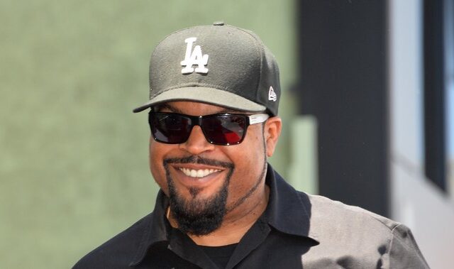 Ice Cube: Αποκλείστηκε από ταινία επειδή αρνήθηκε να εμβολιαστεί