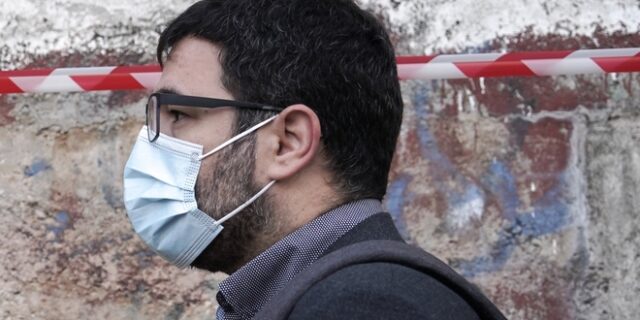 Ηλιόπουλος: Κοροϊδία και αντιφάσεις από την κυβέρνηση