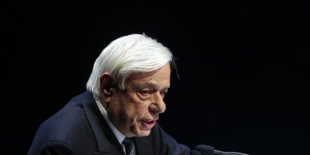 Προκόπης Παυλόπουλος: Βρέθηκε θετικός στον κορονοϊό