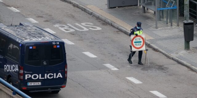 Ισπανία: Νεκρός από αστυνομικά πυρά άνδρας μετά από επίθεση με μαχαίρι