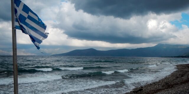 Καιρός: Χαμηλές θερμοκρασίες – Θυελλώδεις βοριάδες στο Αιγαίο