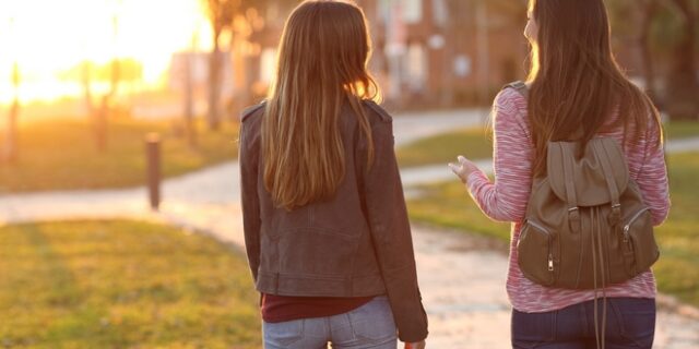 Ρούχα περιόδου: Η νέα τάση που υπόσχεται ελευθερία στις γυναίκες