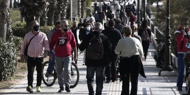 Κορονοϊός – Διασπορά: “Ίλιγγος” από τους αριθμούς σε Αθήνα, Θεσσαλονίκη και Λάρισα