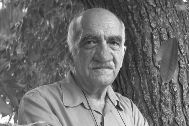 Ο Αχιλλέας Κυριακίδης τα πάει τέλεια με τον εαυτό του, είναι ο πιο παλιός του φίλος