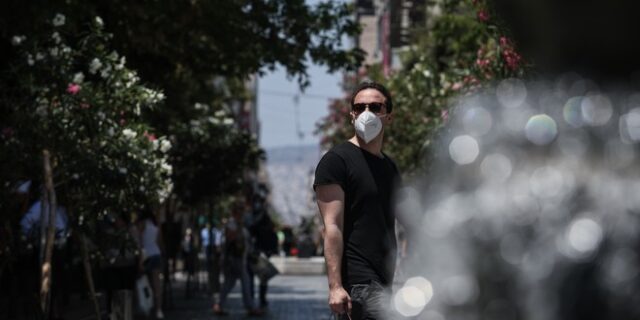 Μαύρες προβλέψεις για τα κρούσματα τις επόμενες εβδομάδες από τους ειδικούς