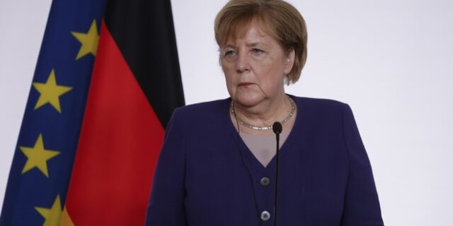 Μέρκελ: Κρίσιμη η κατάσταση στη Γερμανία – Νέα έκκληση για εμβολιασμό