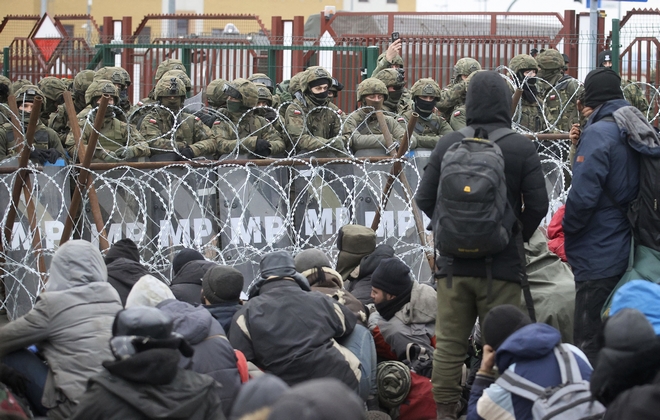 Πολωνία: Χτίζει τείχος στα σύνορα με τη Λευκορωσία