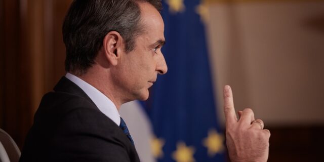 Μητσοτάκης: Μια λαμπάδα στο μπόι του λαϊκισμού