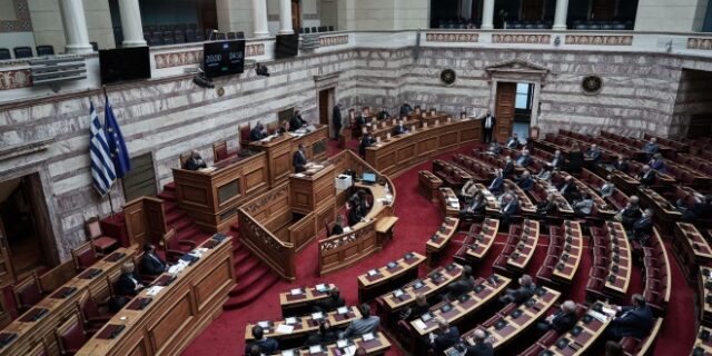 Βουλή: Υπερψηφίστηκε η πρόταση για εξεταστική επιτροπή για την “Λίστα Πέτσα”