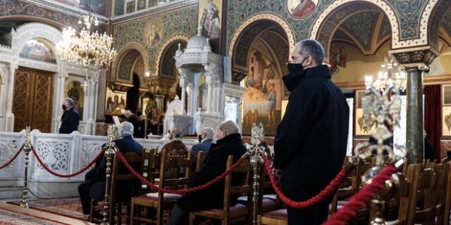 Μητροπολίτης Δωδώνης: Να κόβεται ο μισθός σε παπάδες που δεν εμβολιάζονται