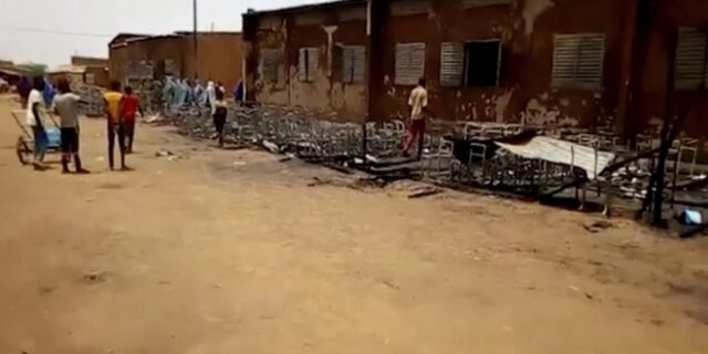 Νίγηρας: Φωτιά σε σχολείο – Νεκρά τουλάχιστον 26 μικρά παιδιά