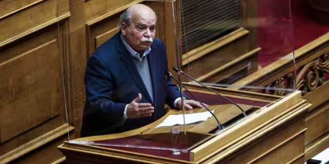 Βούτσης: Καλεί την κυβέρνηση να κάνει δεκτή την τροπολογία του ΣΥΡΙΖΑ για τον όρο “γυναικοκτονία”