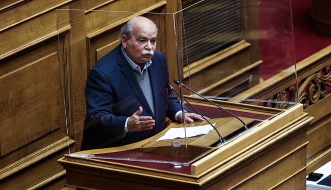 Βούτσης: Καλεί την κυβέρνηση να κάνει δεκτή την τροπολογία του ΣΥΡΙΖΑ για τον όρο “γυναικοκτονία”