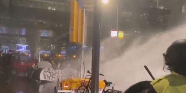 Ολλανδία: Επεισόδια μετά την ανακοίνωση για επιβολή μερικού lockdown