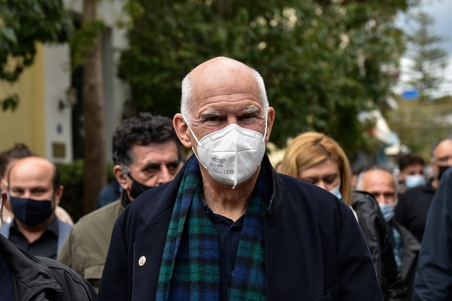 Παπανδρέου κατά Ανδρουλάκη: “Δεν μπορεί να φέρει την ανανέωση”