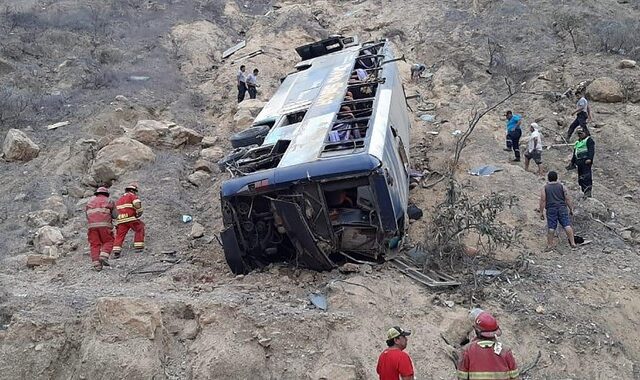 Τραγωδία στο Περού: Τουλάχιστον 10 νεκροί σε τροχαίο – Λεωφορείο έπεσε σε πλαγιά
