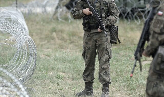 Πολωνία: Συνελήφθησαν δημοσιογράφοι του RT France στα σύνορα με τη Λευκορωσία