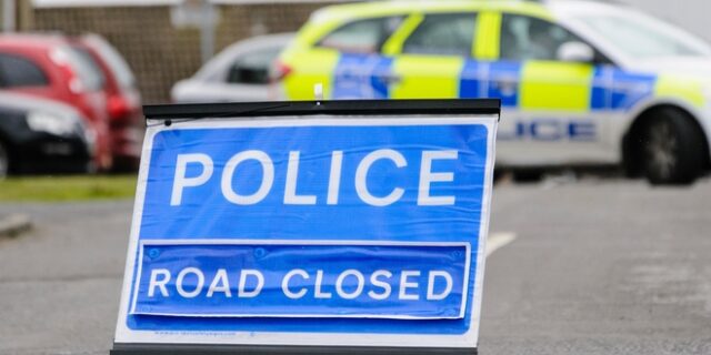 Βόρεια Ιρλανδία: Ένοπλοι έβαλαν φωτιά σε λεωφορείο – ΜΜΕ συνδέουν την επίθεση με το Brexit