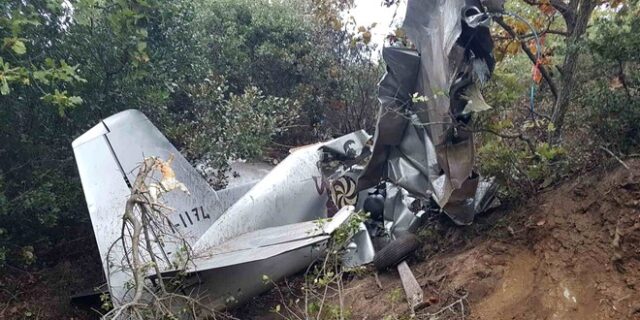 Λάρισα: Εικόνες από τα συντρίμμια του μονοκινητήριου αεροπλάνου