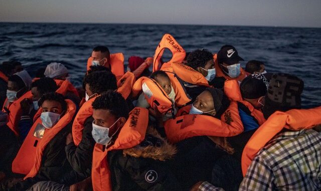 Διακινητές προσφύγων βγάζουν 350.000 ευρώ από κάθε βάρκα απελπισμένων