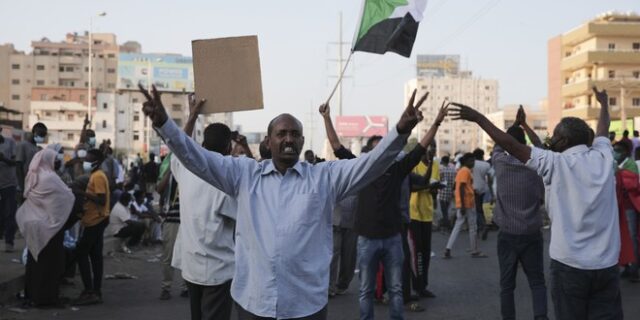 Πραξικόπημα στο Σουδάν: Συνελήφθη ο επικεφαλής του Αλ Τζαζίρα