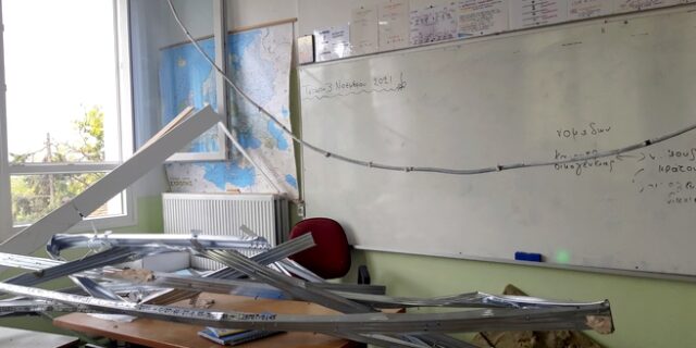 Πτώση οροφής σε σχολείο: Οι μαρτυρίες των παιδιών και η δασκάλα που τα έσωσε σαν από θαύμα
