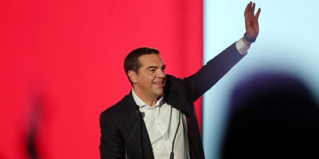 Τσίπρας: Ανέμελος για την πανδημία, αδιάφορος για την Εύβοια ο Μητσοτάκης