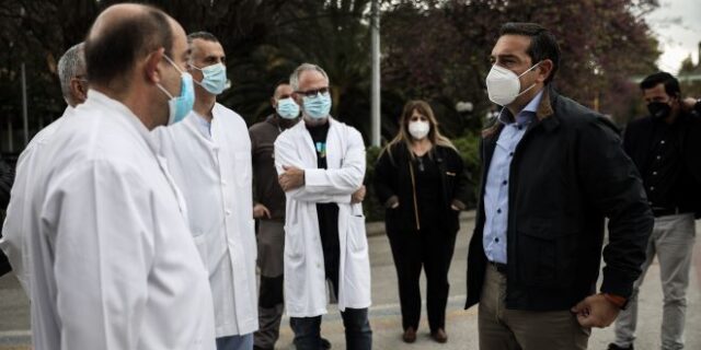 ΣΥΡΙΖΑ: Επικίνδυνος αρνητής ο Μητσοτάκης